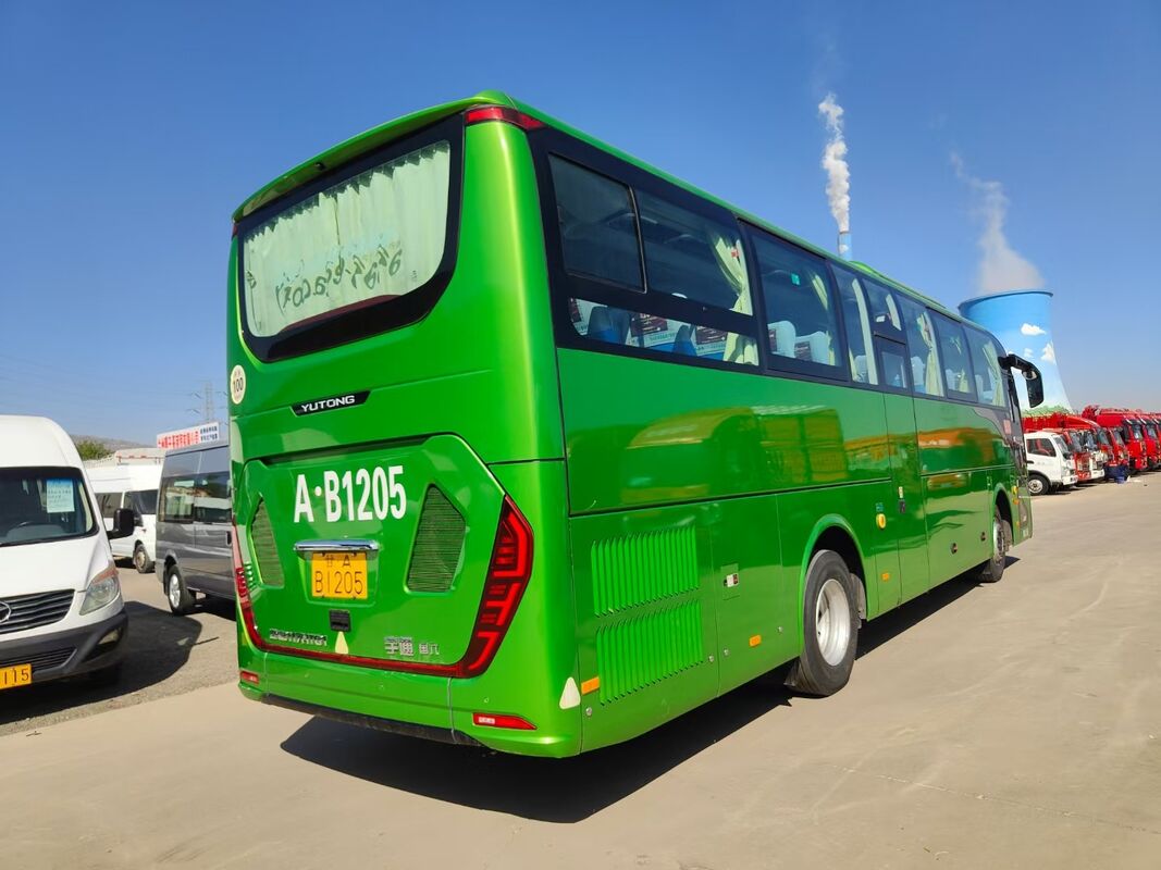 Подержанный туристический автобус Yutong ZK6117 с дизельным двигателем Weichai, двойными дверями, 50 местами, роскошный туристический автобус с левым рулем на продажу