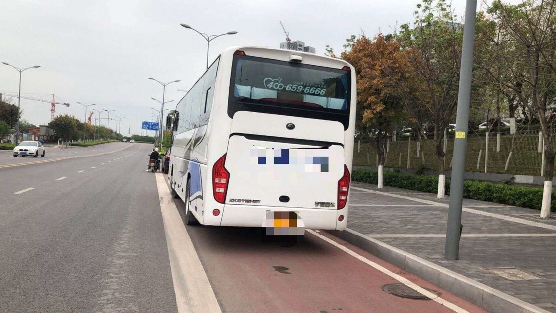 Мотор автобуса пассажира ЗК6119Х2И 51 используемый местом дизельный выведенный ручной привод почти новый с автоматической дверью