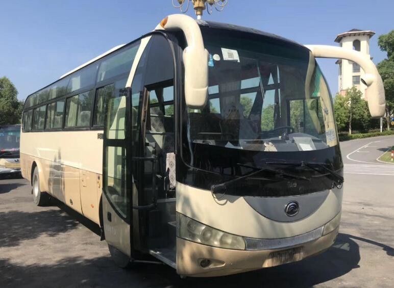 Места туристического автобуса 47 2010 год подержанные использовали автобус тренера модели Ютонг Зк6100