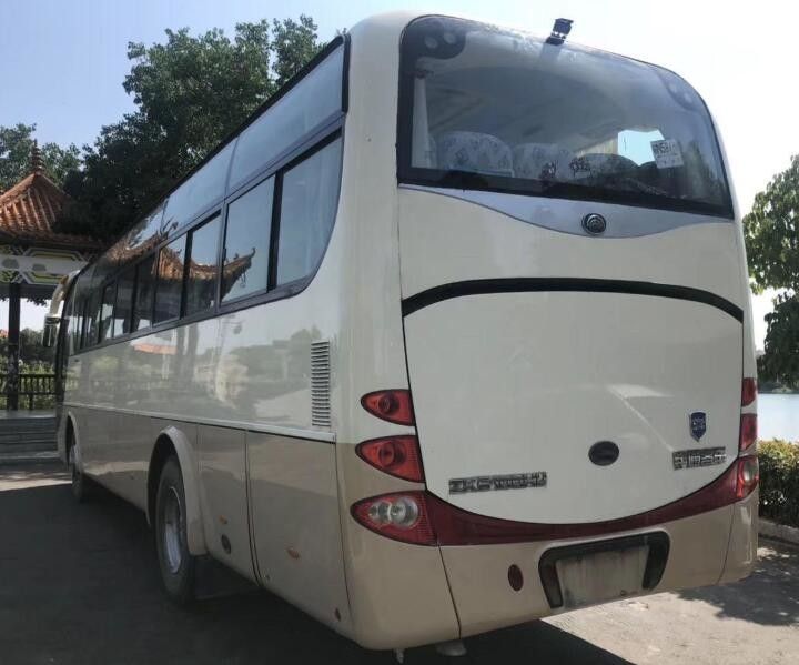 Места туристического автобуса 47 2010 год подержанные использовали автобус тренера модели Ютонг Зк6100