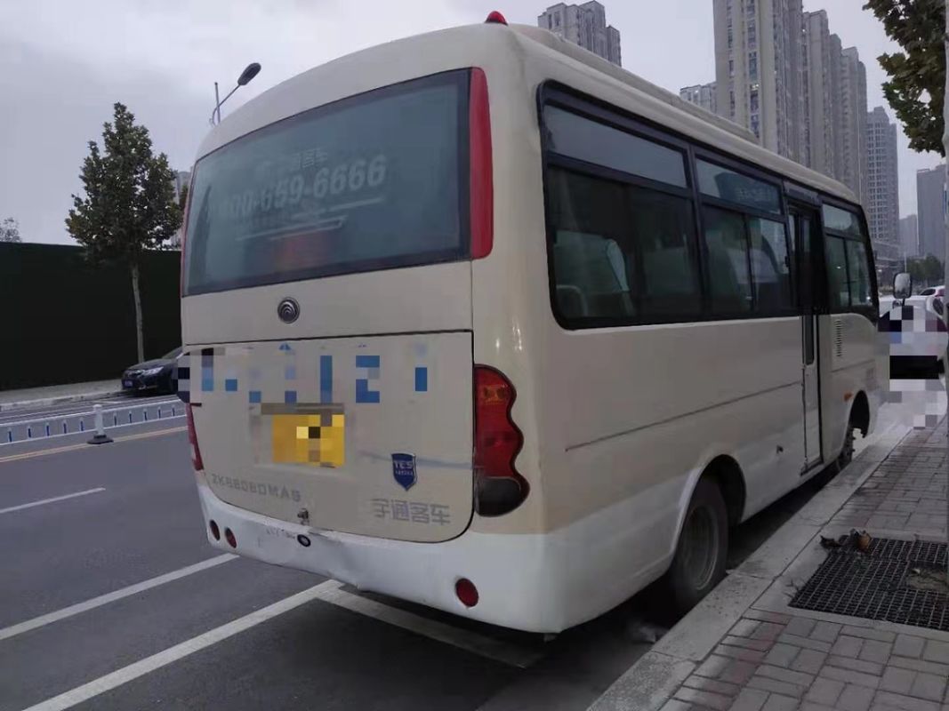 2011 год использовал модель ZK6608 ручного привода мест модели ZK6608 19 автобуса Yutong левую никакая цапфа аварии 2