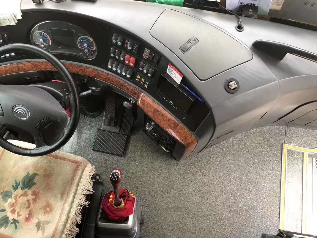 Yutong использовало автобус тренера воздушной подушки 100km/H Yutong двойной двери автобуса ZK6122 подержанный