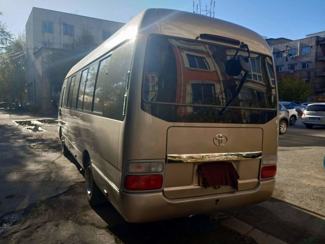 Бренд Тойота автобуса автобуса каботажного судна 2013 мест Тойота 30 года используемый бензином мини