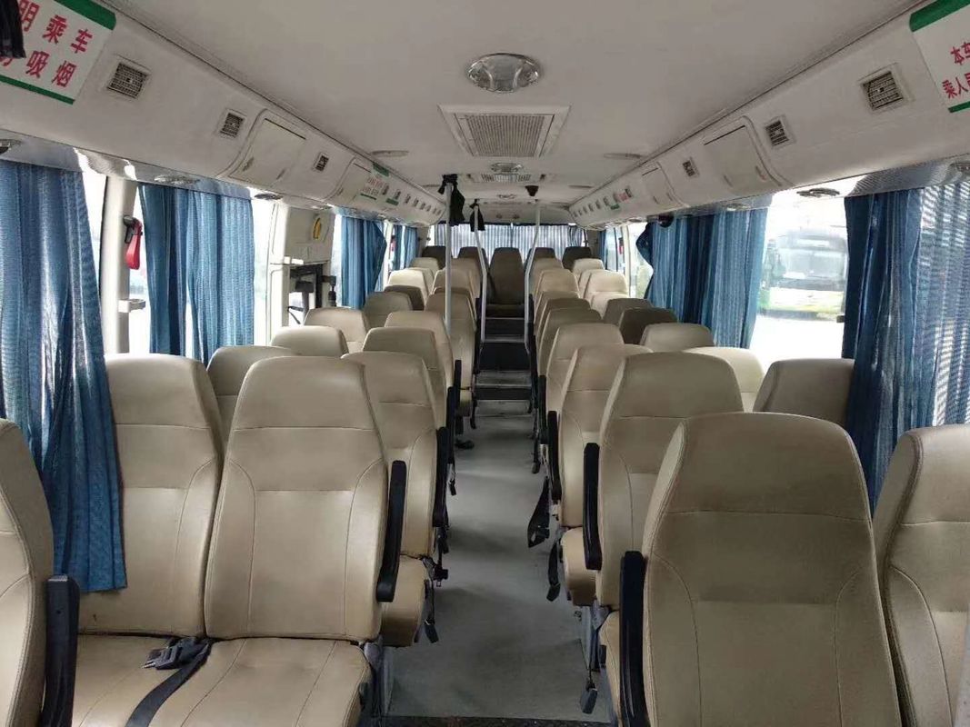 Места ZK6116HF 228kw 51 использовали автобусы Yutong пассажир везет обнаженную фигуру на автобусе километра роскошных мест низкую пакуя LHD