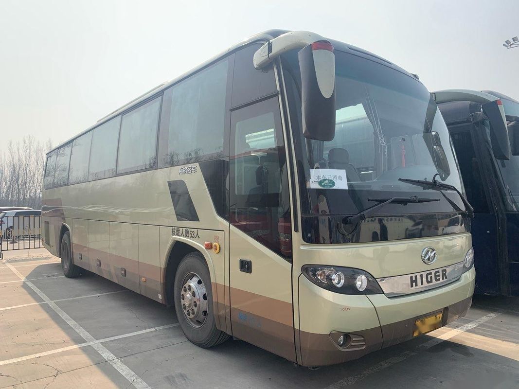 Места автобуса 53 тренера автобуса пассажира модели KLQ6115 бренда двигателя зада LHD более высоким стальным используемые шасси