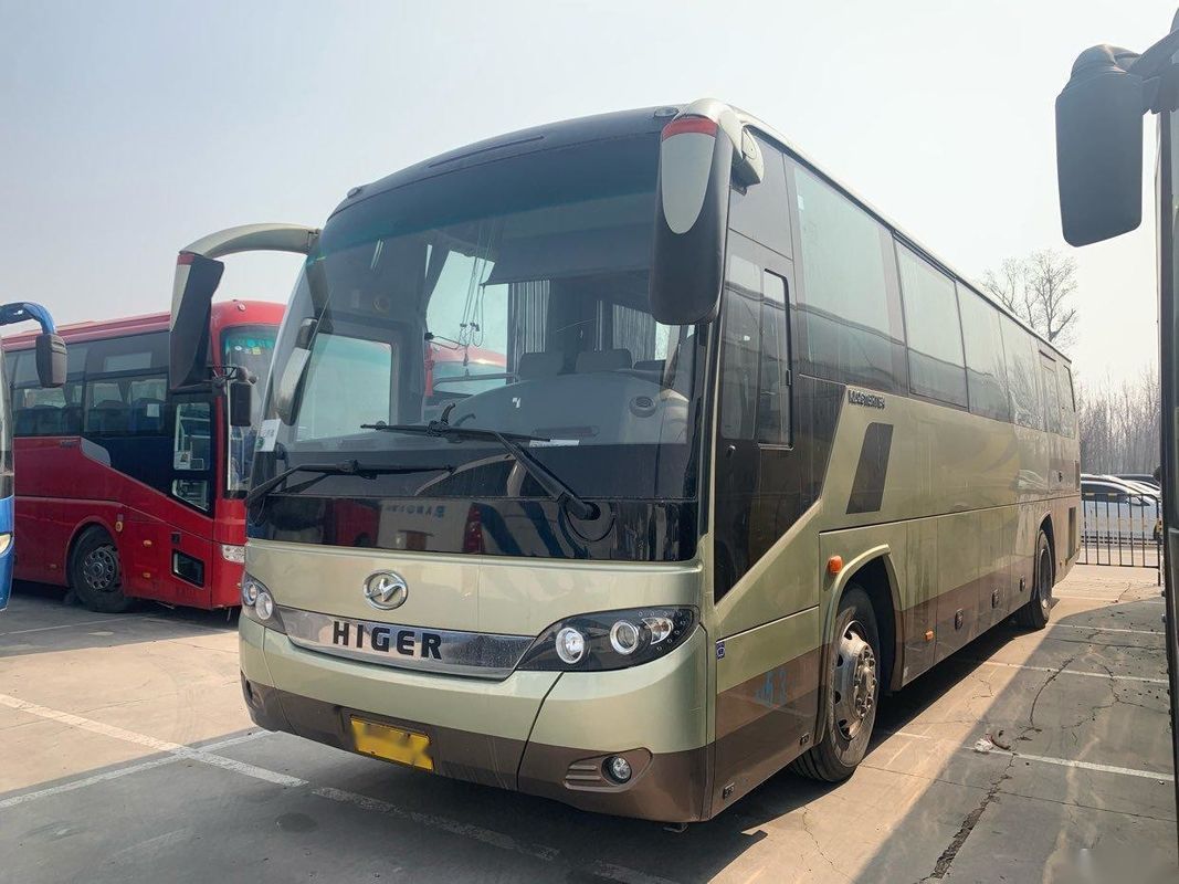 Места автобуса 53 тренера автобуса пассажира модели KLQ6115 бренда двигателя зада LHD более высоким стальным используемые шасси