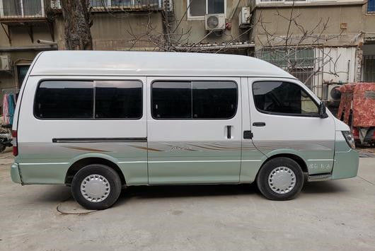 Бензин JINBEI Hiace 2,0 2013 мест года 6 использовал мини автобус никакая авария
