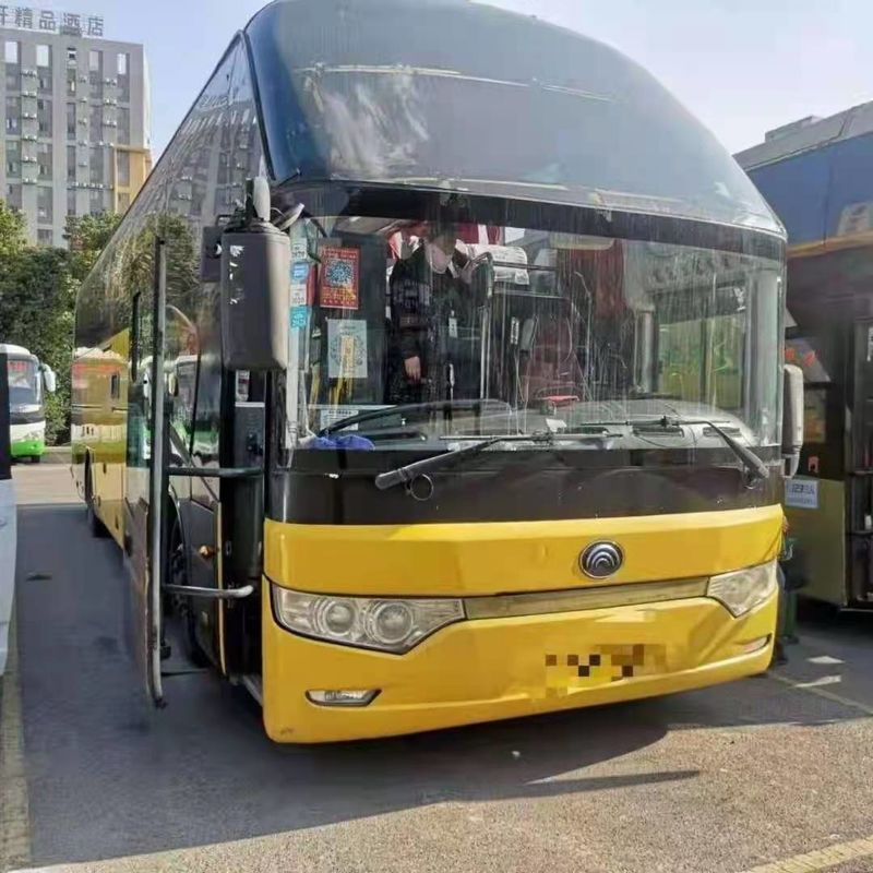 Используемое Yutong везет места на автобусе ZK6122 47 VIP с двигателем 247kw Weichai двойных дверей туалета