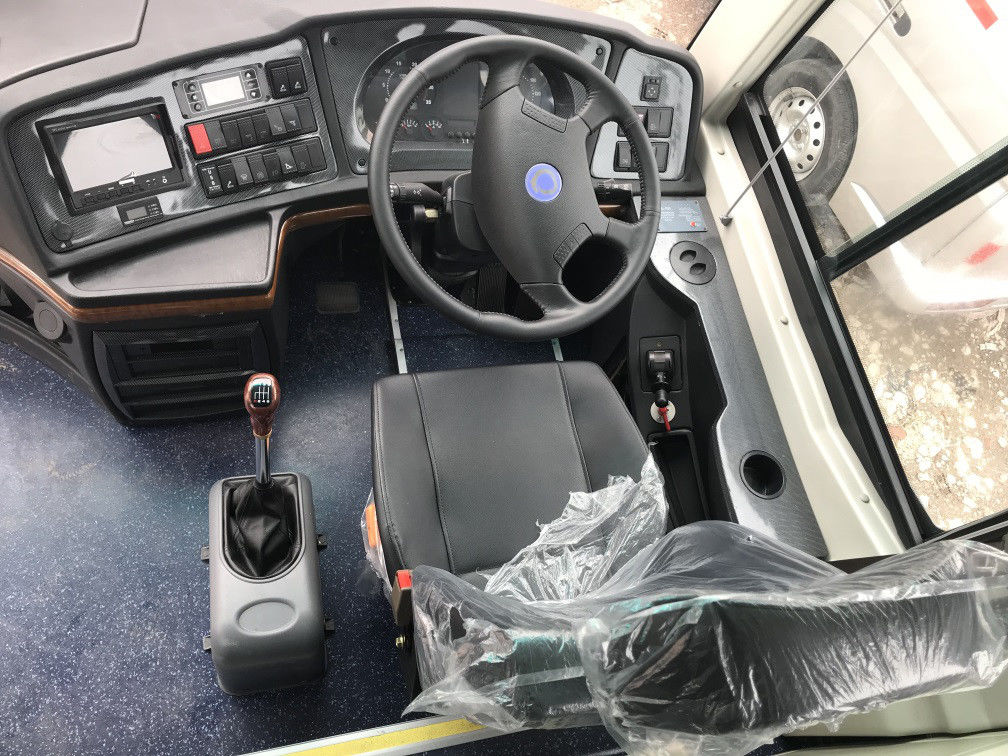 Автобус туризма нового привода мест автобуса SLK6102CNG 35 тренера Shenlong правого новый с двигателем дизеля
