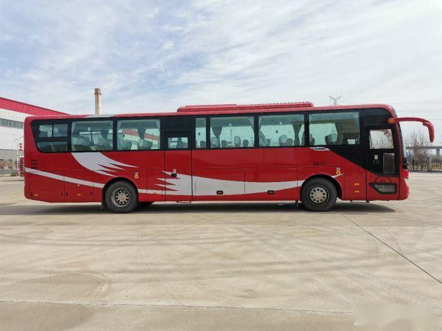 ZK6122 использовало тренера бренд 55 Yutong автобуса усаживает 2017 мест VIP шасси низкого двигателя километра заднего стальных