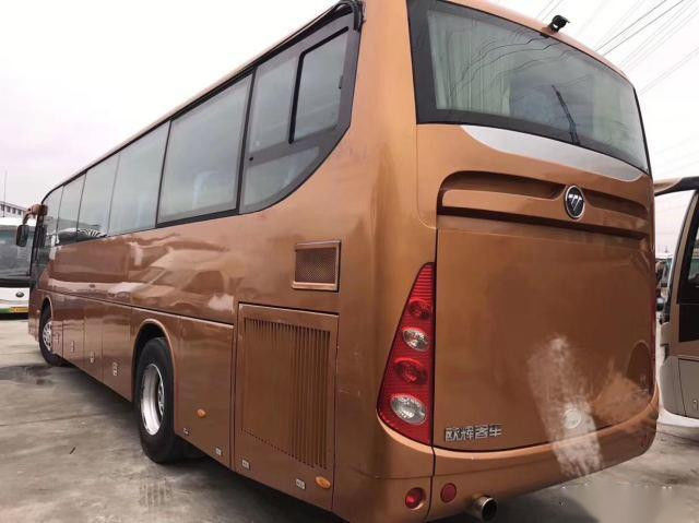 BJ6113 использовало ручной привод левой стороны евро IV километра одиночной двери мест бренда 51 автобуса FOTON тренера низкий