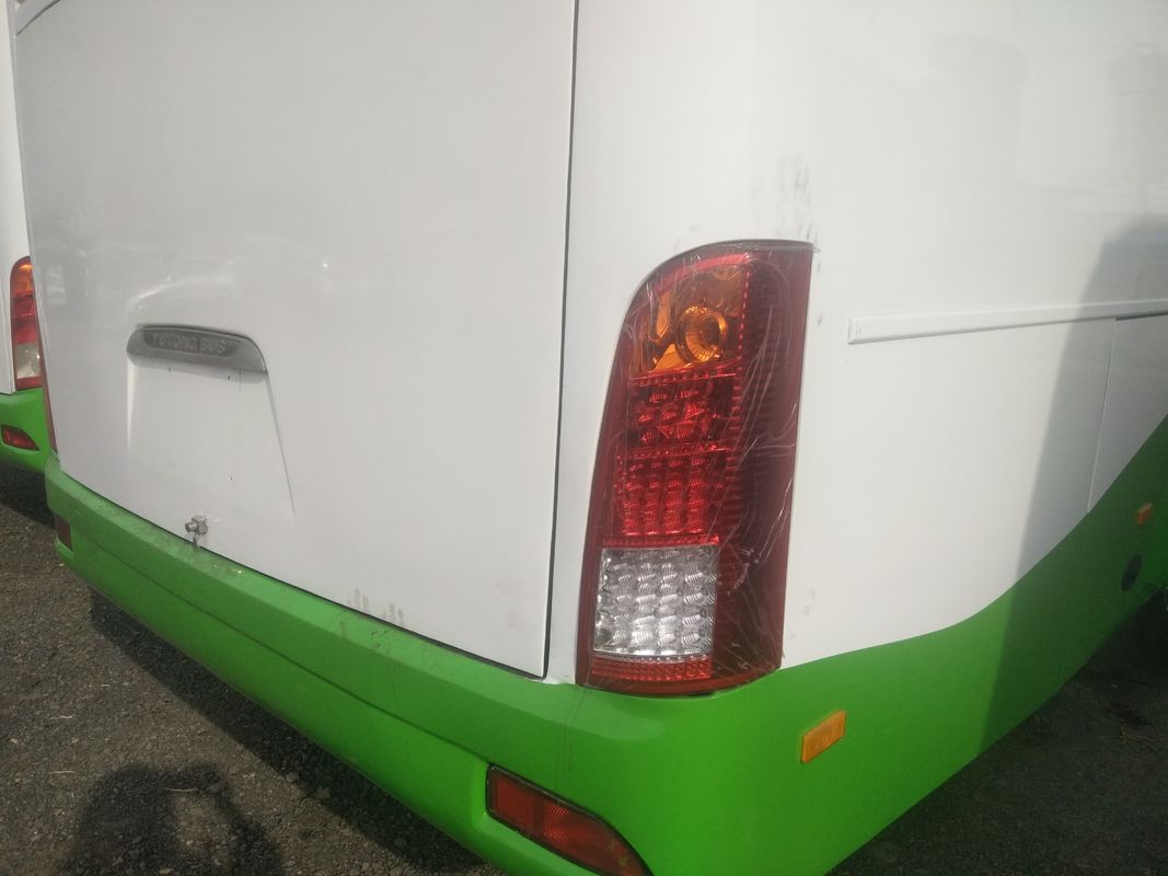 Используемое Yutong везет стальными автобус на автобусе тренера туристического автобуса автобуса 53 двигателя шасси передними используемый местами для Конго