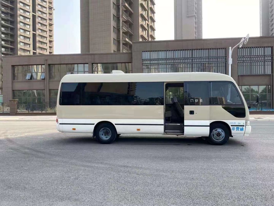 Используемое каботажное судно Тойота автобуса мест двигателя 20 автобуса 2TR каботажного судна мини вышло дверь ручного привода полностью автоматическая