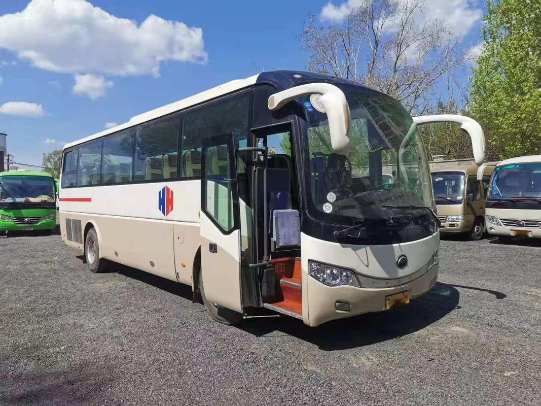 Используемый туристический автобус Yutong ZK6999 45 усаживает задние шасси воздушной подушки автобуса LHD пассажира двигателя 177kw