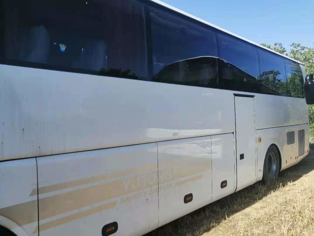 55 используемый местами автобус тренера Yutong ZK6127H используемый автобусом двигатель дизеля RHD 2011 места года новый в хорошем состоянии