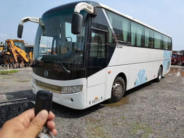 Используемый золотой автобус XML6113J 51 дракона усаживает стальным евро используемое шасси туристического автобуса Yuchai двигателя 197kw v