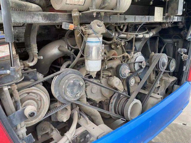 Автобус Yutong пассажира евро Yuchai двигателя двойных дверей автобуса 54seats бренда Yutong подержанное дизельное заднее IV используемый