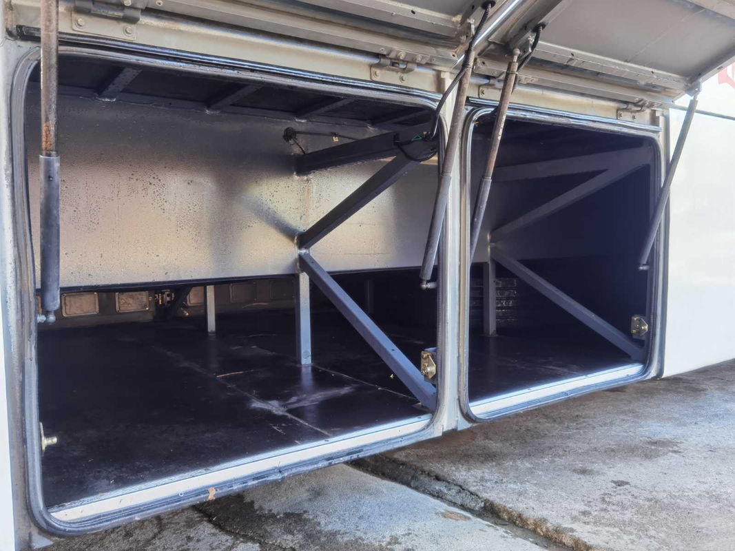 Используемое евро III двигателя 215kw Weichai более высоких мест автобуса 53 пассажиров модели KLQ6129 двигателя автобуса задних хороших заднее