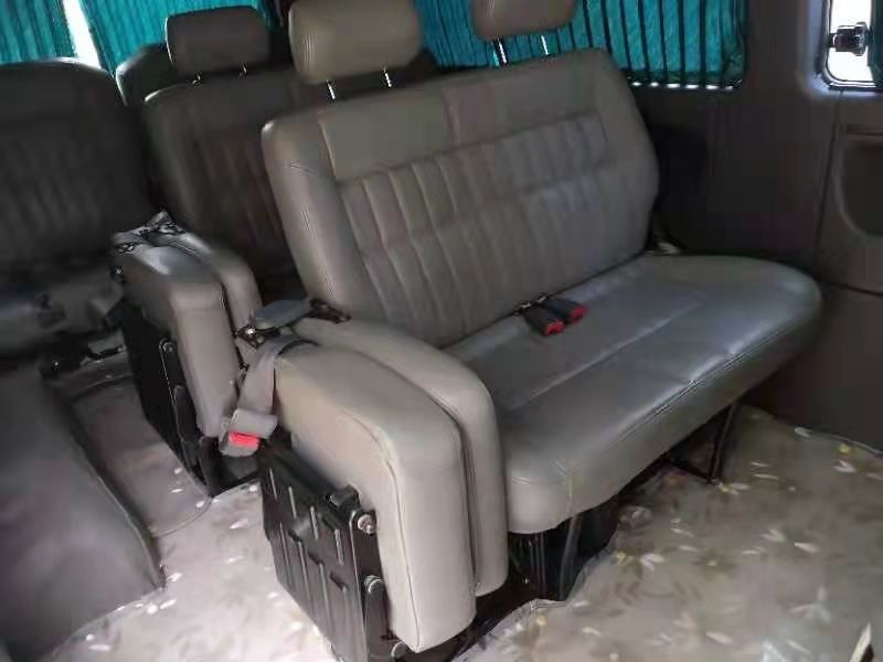 Используемый мини Benz бренда автобуса 15 мест использовал километр автомобиля MB100 Benz низкий