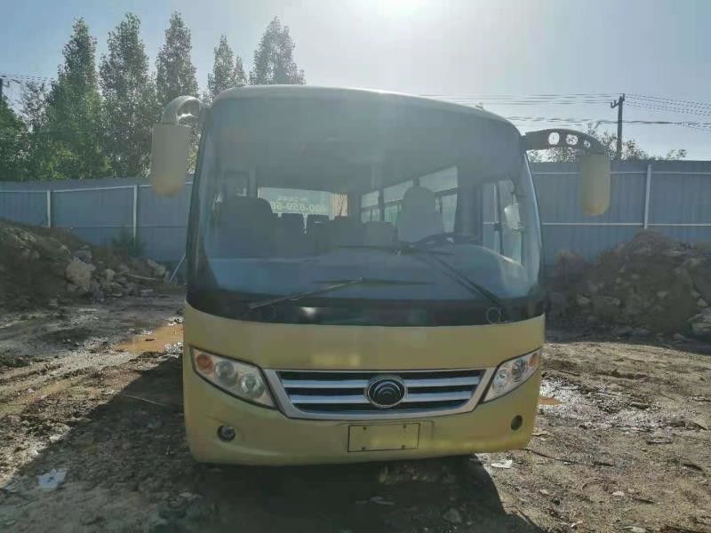 2010 автобус Yutong мест года 19 используемый ZK6608DM с передним используемым двигателем автобусом тренера для туризма