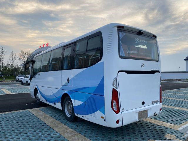 Подержанное Kinglong использовало места автобуса 36 тренера ручной левый ручной привод везет бренд на автобусе XMQ6829