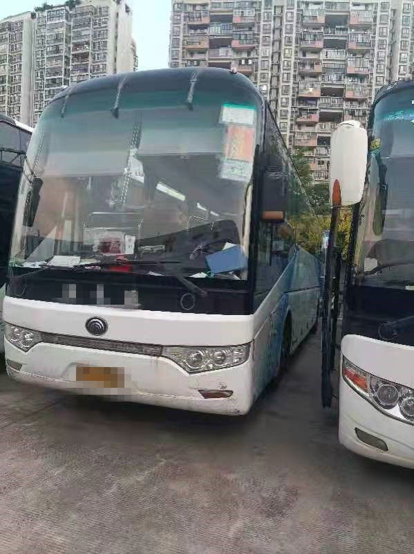 49 автобус используемый местами использовал автобус ZK6122HQ Yutong использовал ручной привод левой стороны автобуса тренера с кондиционером