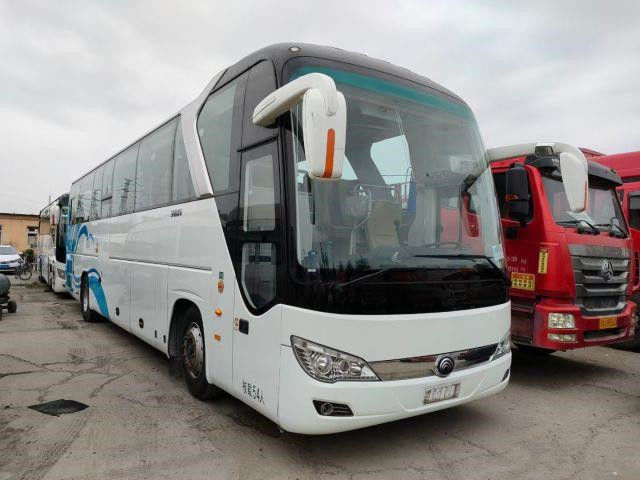 2018 автобус используемый местами Yutong года 54 LHD управляя используемым ZK6122HQ автобусом тренера с кондиционером