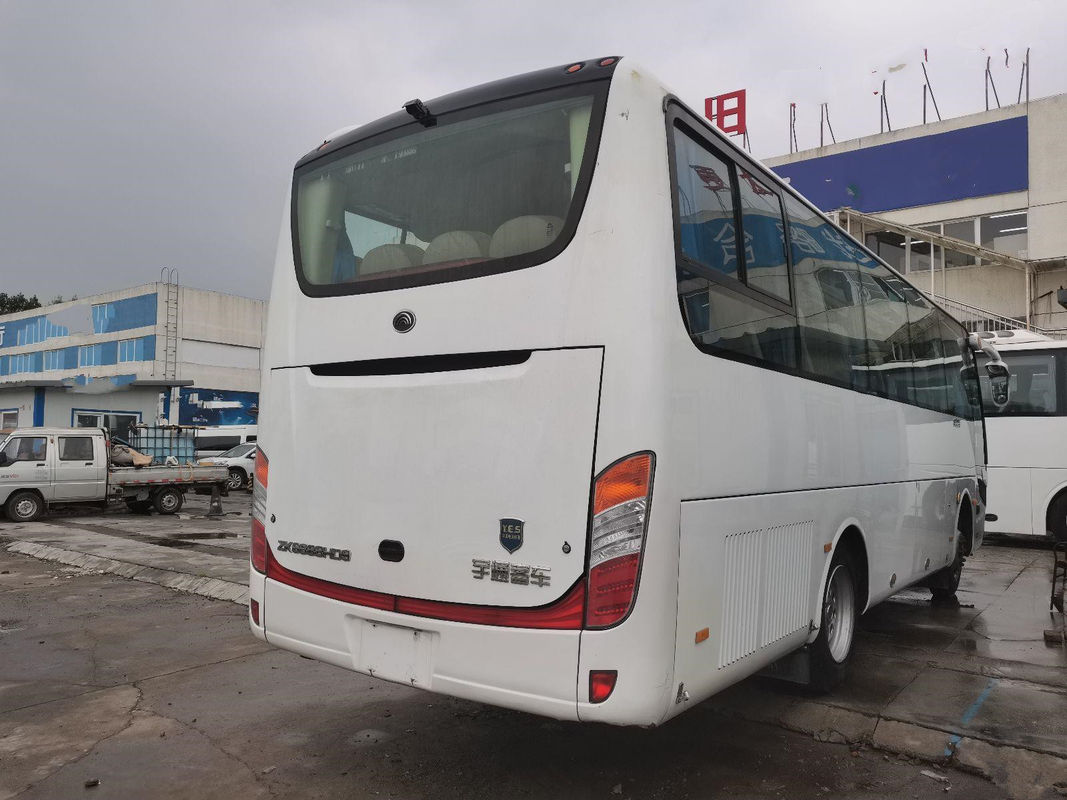 2013 года 35 используемое местами YutongBus используемое автобусом ZK6888 использовал двигатели дизеля автобуса LHD тренера управляя
