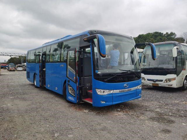 Kinglong использовало автобус Тойота автобуса XMQ6110 Hiace 48 двойных дверей цены мест для продажи