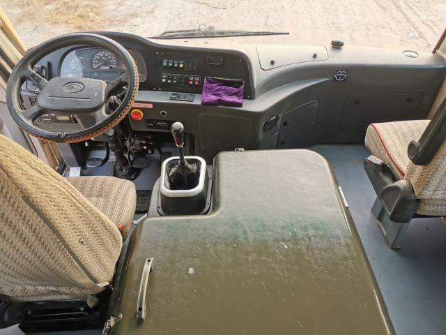 Минимальный автобус Prix автобуса ZK6729d Yutong 29 мест везет двигатель на автобусе торговых компаний изготовителя передний
