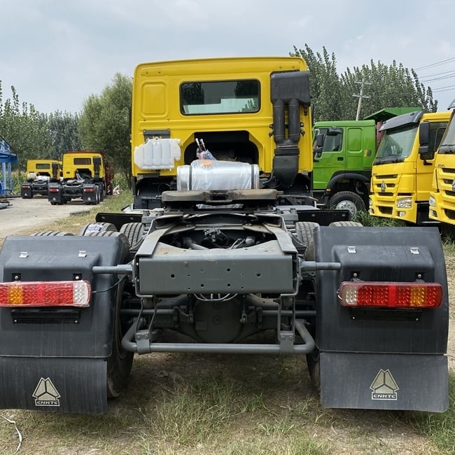 Используемый сварочный трактор тележки 6*4 подержанный Howo трактора HOWO 375hp с хорошим состоянием