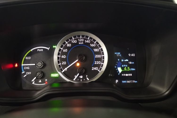 Используемый корабль автомобиля венчика эклектичный с цветом мест пионера 5 венчика 2021 1.2T S-CVT белым