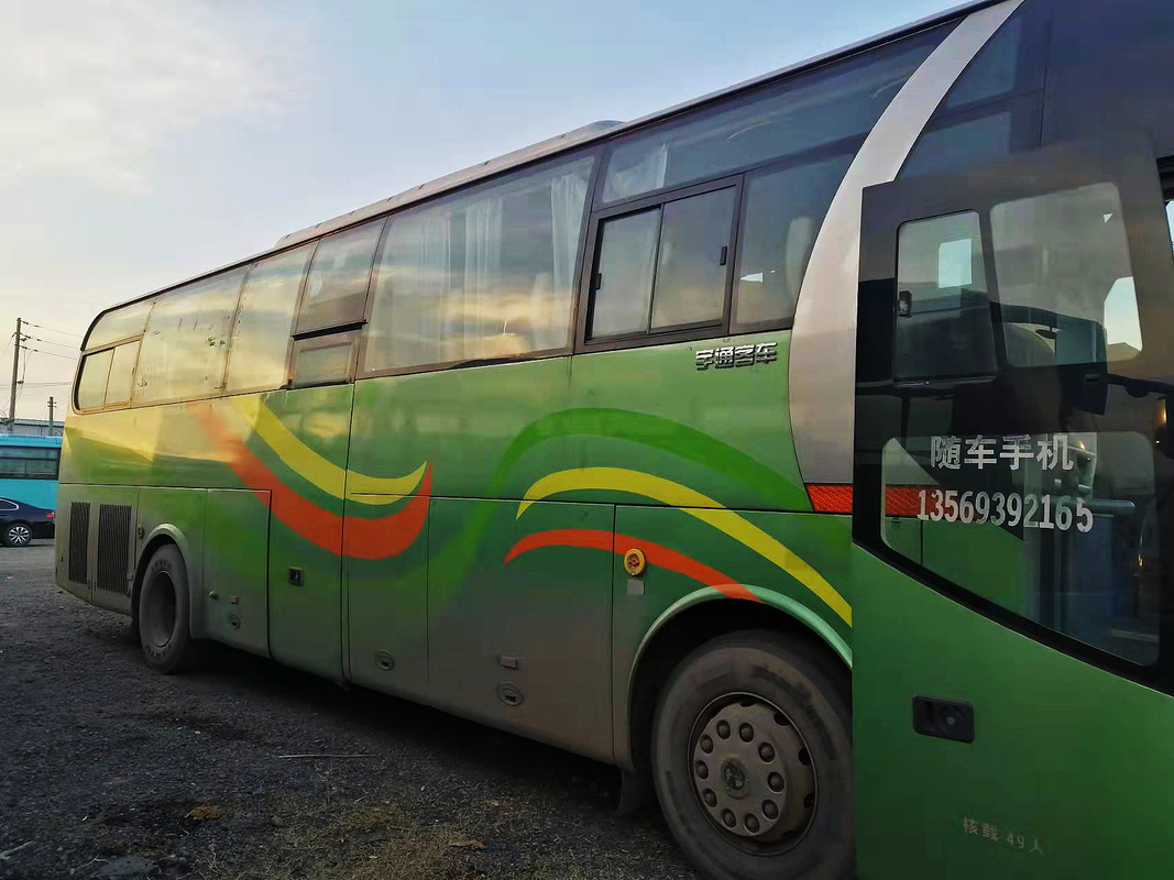 Пассажирский автобус Yutong Coach ZK6110 49 мест 2+2 Компоновка подержанный пассажирский автобус Две двери