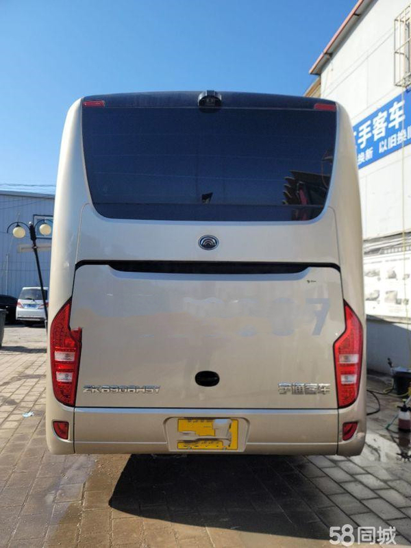 Двигатель Yuchai 270kw тренера туристического автобуса мест счетчика 38 пассажира автобуса Youtong Zk6908 автобуса