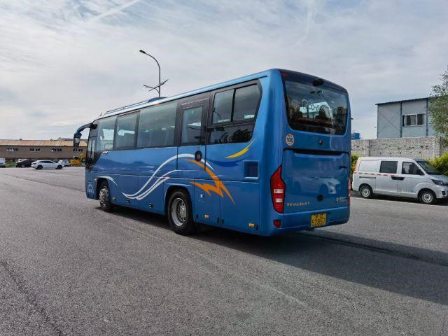 Небольшой автобус тренера использовал шасси воздушной подушки двигателя Yuchai мест автобуса Yutong подержанные 39