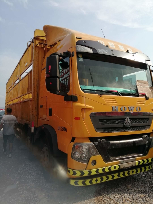 Одиночная строка 280HP использовала легкую тележку самосвала 6*2 T5G груза подержанную
