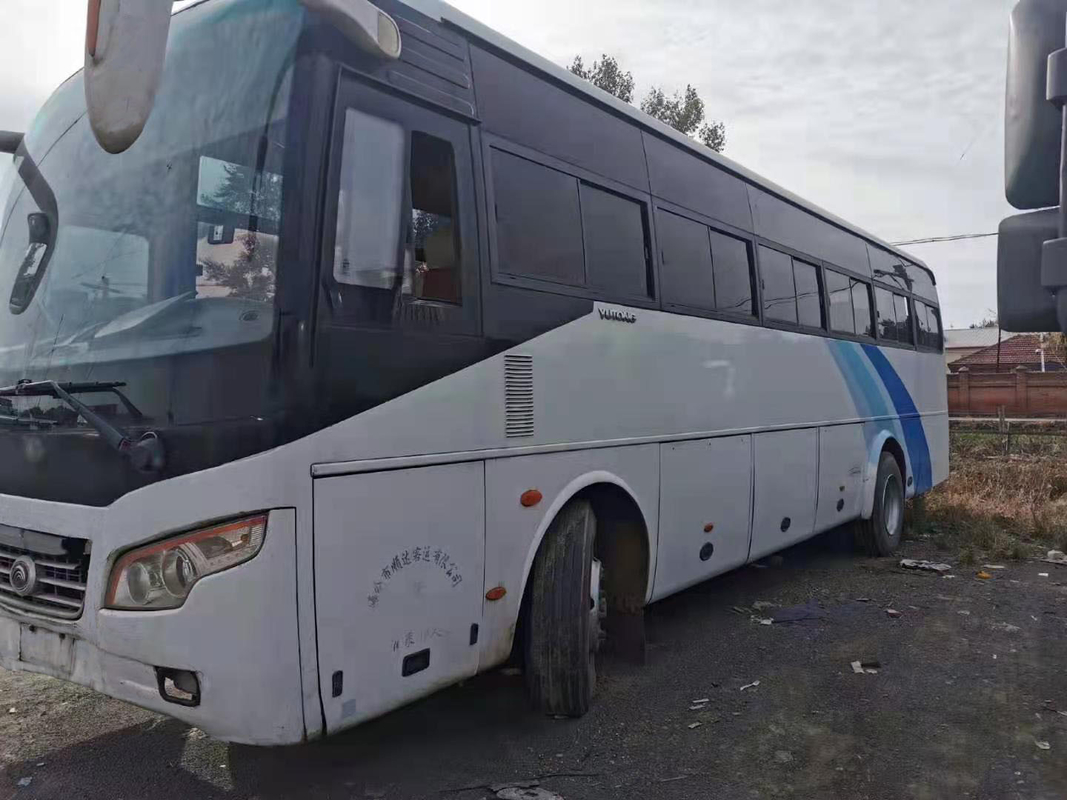 Используемые автобусы YUTONG городские выведенные тренер используемый ручным приводом везут дизельное автобусы на автобусе ЕВРО III используемые