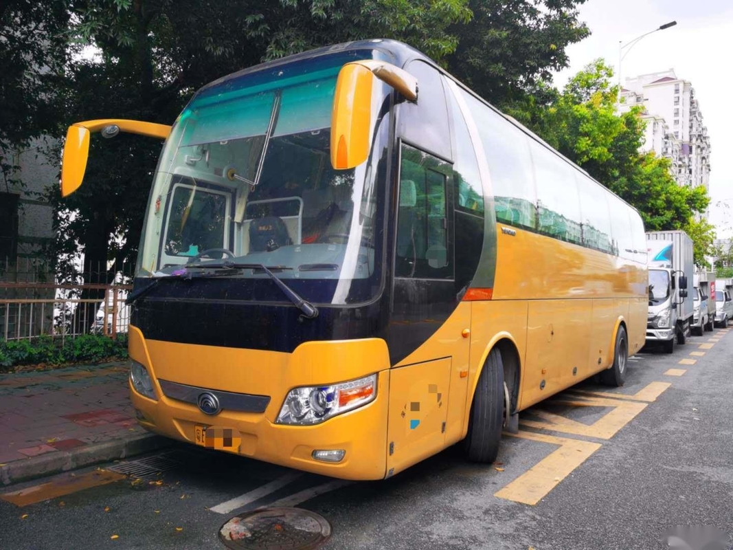 Двери Yutong ZK6110 2 пассажира привода места автобуса 60 тренера правым используемые автобусом