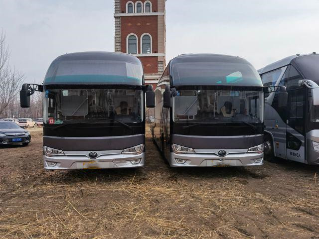 Подержанным автобус используемый автобусом дальнего следования тренера Yutong ZK6148 использовал автобус двигателя 400hp Weichai дизельный