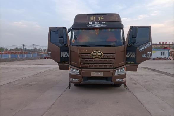 Двигатель 460hp тележки 6*4 Xichai трактора FAW J6P использовал тележку LHD/RHD лошади