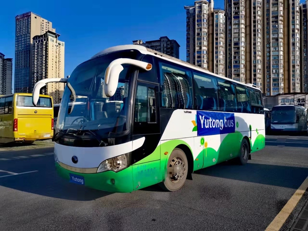 2014 автобус используемый местами Yutong года 39 ZK6908 для продажи использовал автобус LHD тренера в хорошем состоянии
