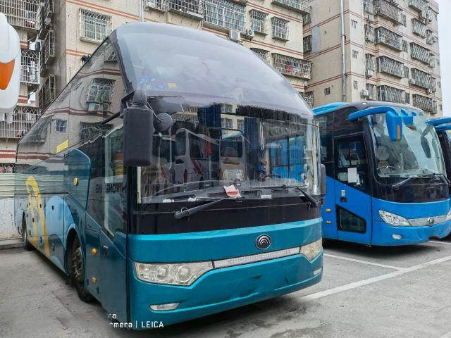 Привод Yutong первого класса правый везет тренера на автобусе двигателя зада ZK6122H 51 Seater роскошного