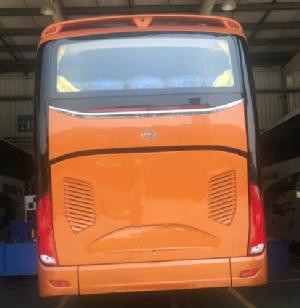 2021 автобус тренера Kinglong XMQ6127cy прибытия мест года 53 новый новый с управлением рулем двигателя дизеля RHD