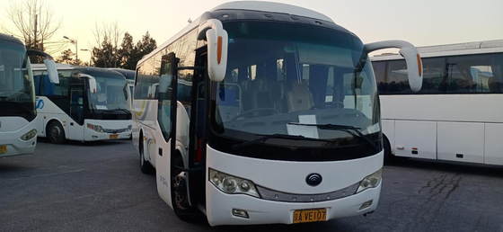Автобус Yutong роскошных мест автобуса 39 тренера подержанный использовал автобус Rhd Lhd города Innter для продажи