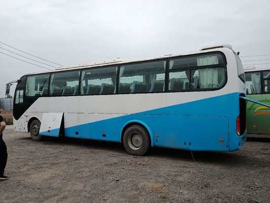 Подержанный цвет туристического автобуса 51seats белый использовал двигатель ZK6110 Yuchai автобуса Yutong