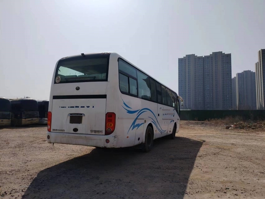 Цвет подержанных двойных дверей мест Microbus 43 белый использовал двигатель автобуса ZK6102D Yuchai Yutong