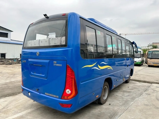 Используемые небольшие син автобуса красят двигатель 130hp Yuchai 25 мест сползая автобус DFA6660 Dongfeng ручного привода Windows левый
