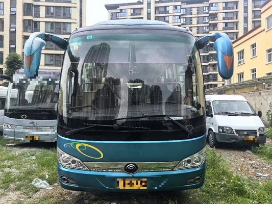 Роскошный подержанный автобус K6906 Синий с кондиционером Дизельный двигатель Листовая рессора 39 мест Дальние поездки