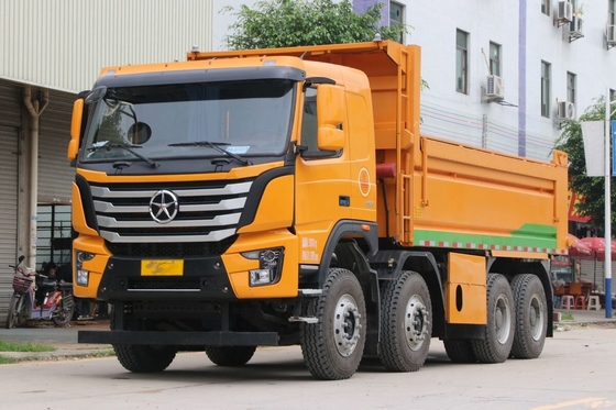 Самосвал б/у в Африке DAYUN N8V 8*4, привод 350 л.с.  Б/у строительный самосвал с небольшим пробегом