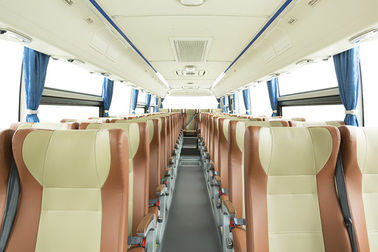 Тип используемый Ютонг туристического автобуса 2013 год дизельного топлива А/К оборудованное с 24-51 местами